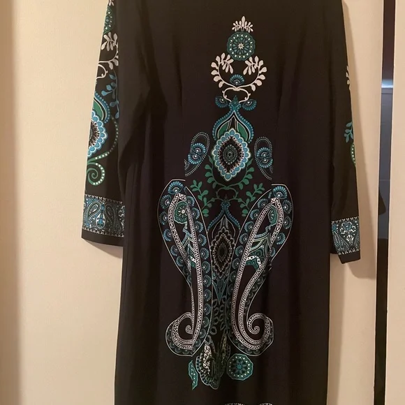 😊 3/$40 Beautiful tunic dress by Jessica - Picture 3 of 3